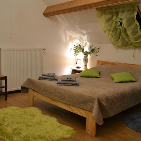 Chambre D'Hotes Lidia Autun Exteriör bild